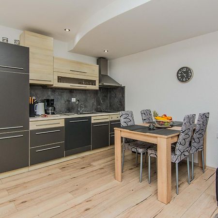 Apartmani Sanja Vir Luaran gambar