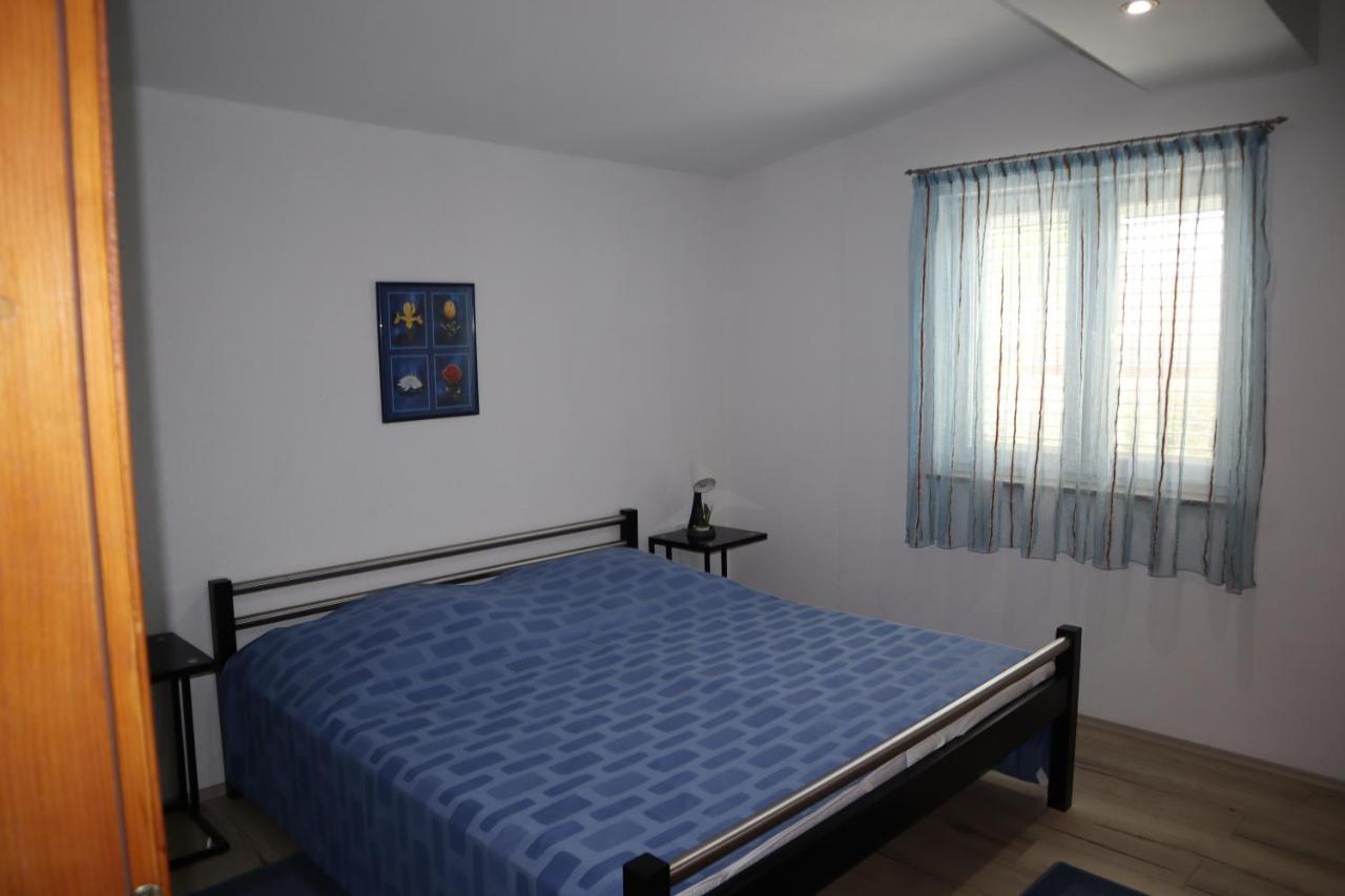 Apartmani Sanja Vir Luaran gambar